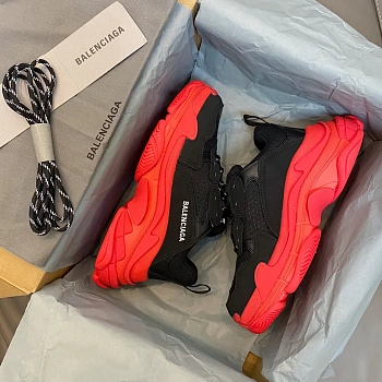 Кроссовки Женские Balenciaga 4439978