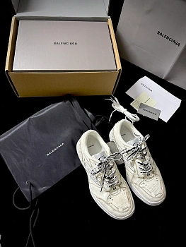 Кроссовки Женские Balenciaga 11470657