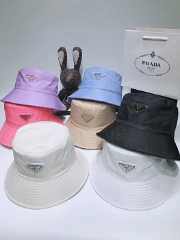 Головные Уборы Prada 13353805