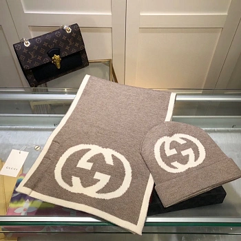 Головные Уборы Gucci 823955