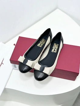 Балетки Женские Salvatore Ferragamo 11675477