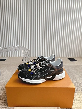 Кроссовки Женские Louis Vuitton 13351298