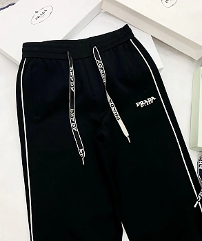 Брюки Мужские Prada 13441584