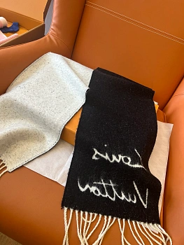 Шарфы Louis Vuitton 1612