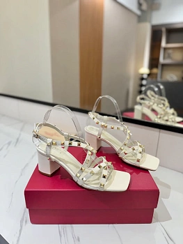 Босоножки Женские Valentino 11683086