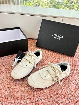 Кроссовки Женские Prada 10446955