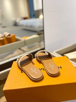 Сандалии Женские Louis Vuitton 9623582