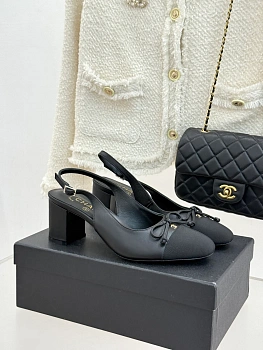 Босоножки Женские Chanel 13581527