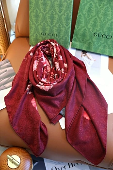 Шарфы Gucci 3981383