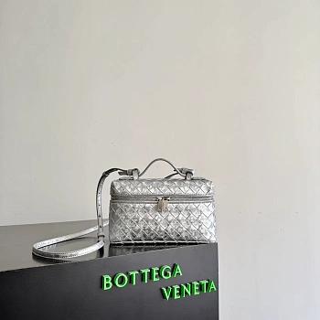 Сумки На Ремне Женские Bottega Veneta 5047740