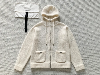 Куртки И Пуховики Женские Chanel 392717