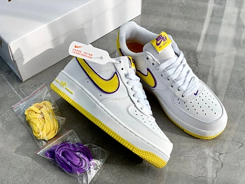 Кроссовки Женские Nike 2048