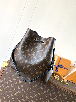 Сумки На Ремне Женские Louis Vuitton 115221