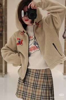 Куртки И Пуховики Женские Burberry 1827082