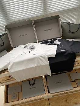 Футболки Мужские Balenciaga 13133403