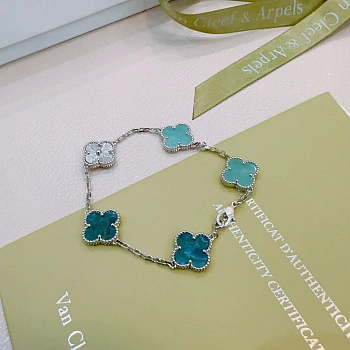 Бижутерия Van Cleef & Arpels 91324