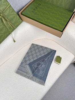 Шарфы Gucci 752750