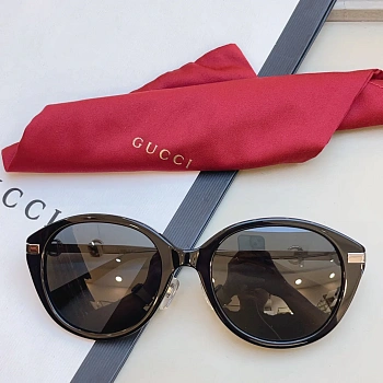 Очки Gucci 10842060