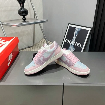 Кроссовки Женские Gucci 209026