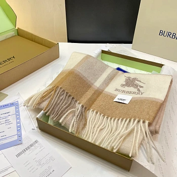 Шарфы Burberry 588303