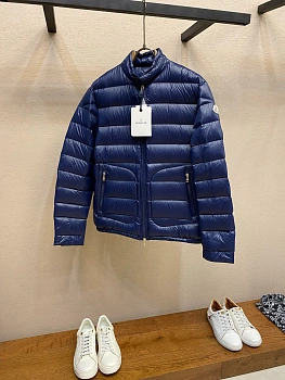 Куртки И Пуховики Мужские Moncler 915460