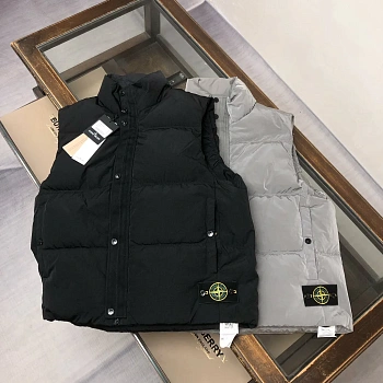 Жилеты Женские Stone Island 601886