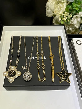 Бижутерия Chanel 260371