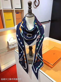 Шарфы Hermes 17900