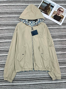 Куртки И Пуховики Женские Louis Vuitton 5895970