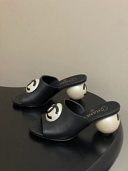 Босоножки Женские Chanel 10993916