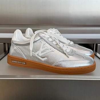 Кроссовки Женские Louis Vuitton 11696602