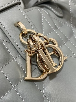 Классические Сумки Женские Christian Dior 11562723