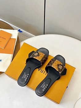 Шлепанцы Женские Louis Vuitton 12338559