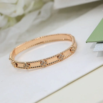 Бижутерия Van Cleef & Arpels 11730