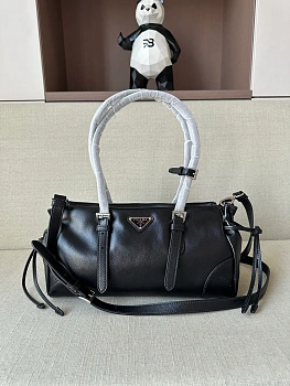 Классические Сумки Женские Prada 13306192