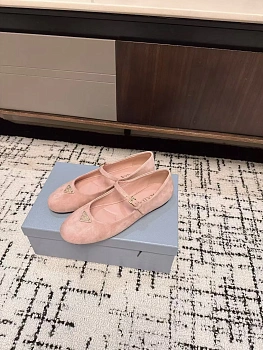 Туфли Женские Prada 11426435