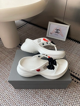 Шлепанцы Женские Balenciaga 491858