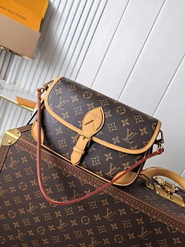 Классические Сумки Женские Louis Vuitton 13153272