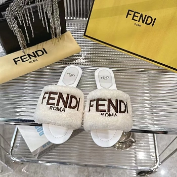 Шлепанцы Женские Fendi 195838