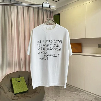 Футболки Женские Maison Margiela 9352389