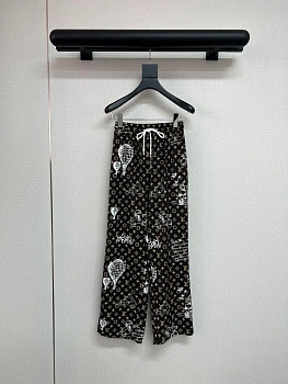 Брюки Женские Louis Vuitton 13233686