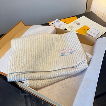 Шарфы Chanel 663328