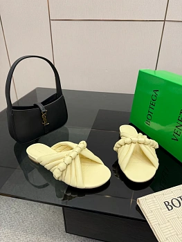 Шлепанцы Женские Bottega Veneta 9632685
