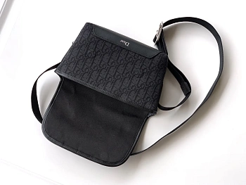 Классические Сумки Женские Christian Dior 12699482
