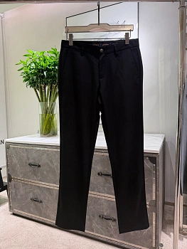 Брюки Женские Louis Vuitton 10507332