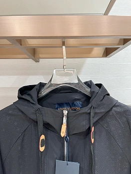 Куртки И Пуховики Мужские Louis Vuitton 11392214