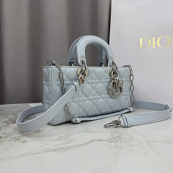 Классические Сумки Женские Christian Dior 11905704