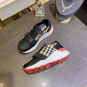 Кроссовки Женские Burberry 694269