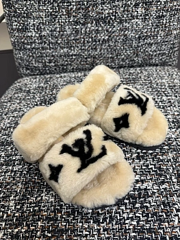 Тапочки Женские Louis Vuitton 669936