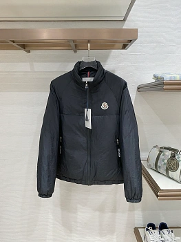 Куртки И Пуховики Мужские Moncler 1127600